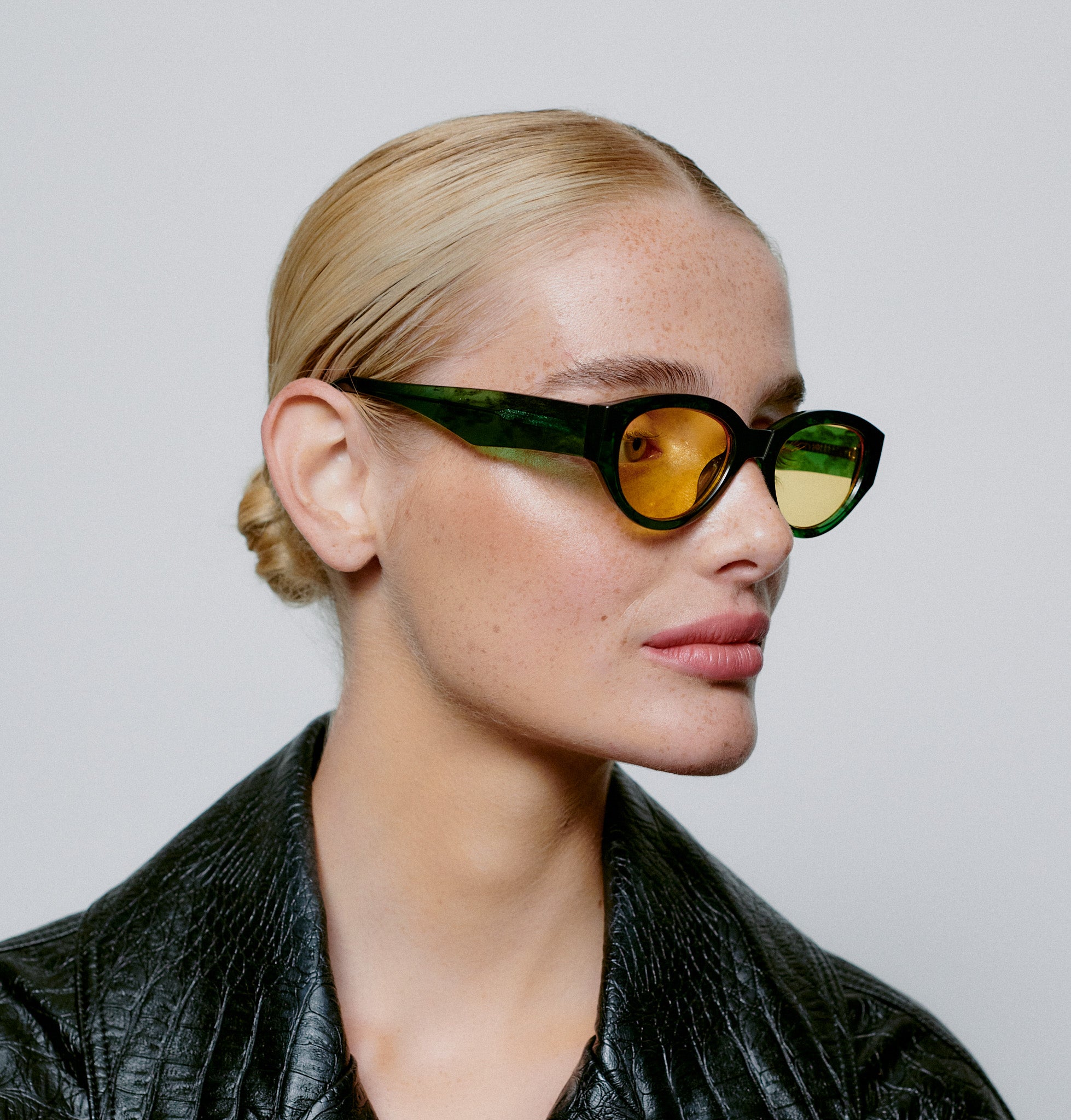 Winnie - Green Marble Transparent