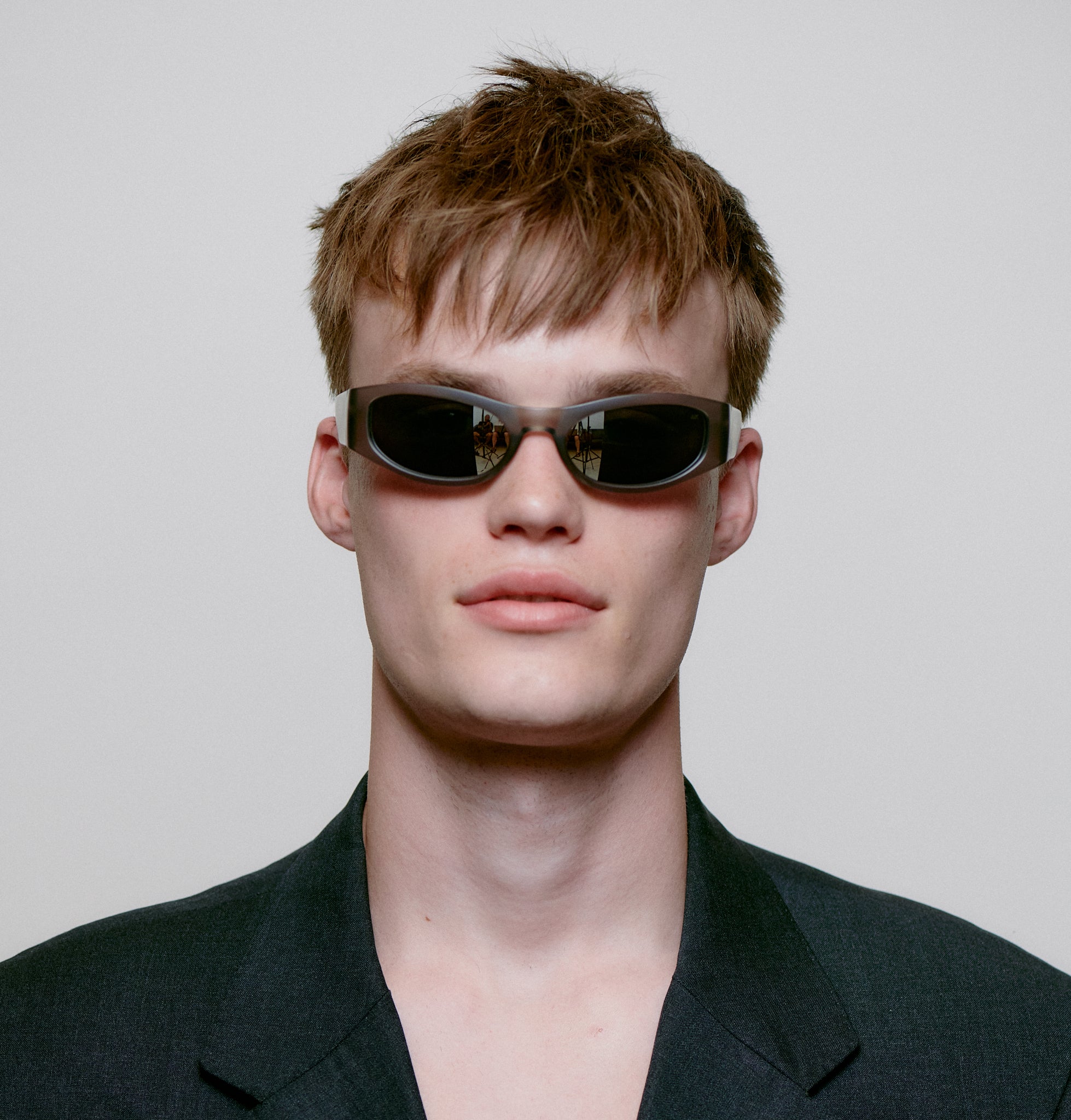 Gust - Matte Grey / Semi Mirror